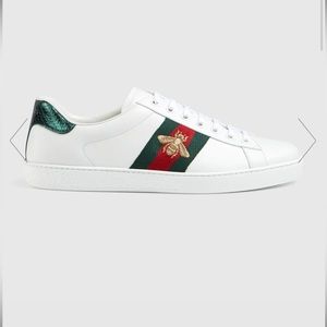 Woman’s Gucci sneakers
